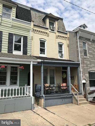 2nd image of 1518A N 9th St