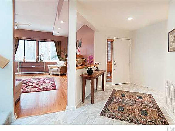 3rd image of 5804 Renee Dr