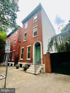 2031 Mount Vernon St, Philadelphia, PA, 19130