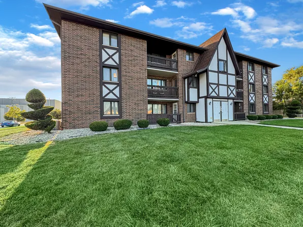 5204 W 122nd St APT 1D, Alsip, IL 60803