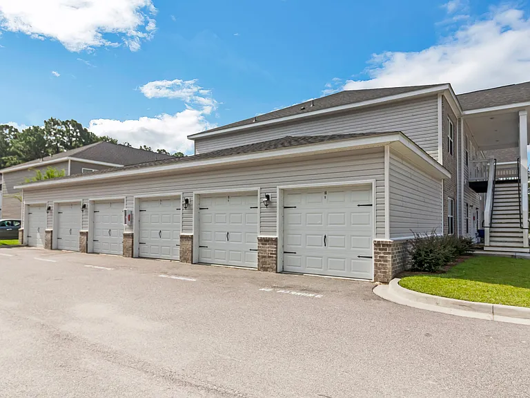 Hickory Grove — Photo 28