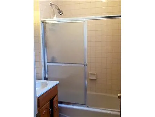 Rented by Douglas Elliman | media 22