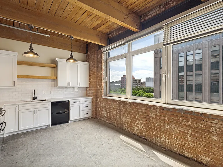 509 Elm St #405 — Photo 9