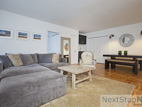 5th image of 118 E 60th St APT 10A