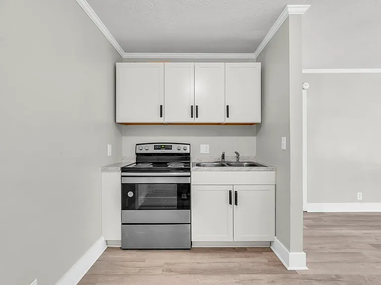720 3rd Ave S #1-12 — Photo 3