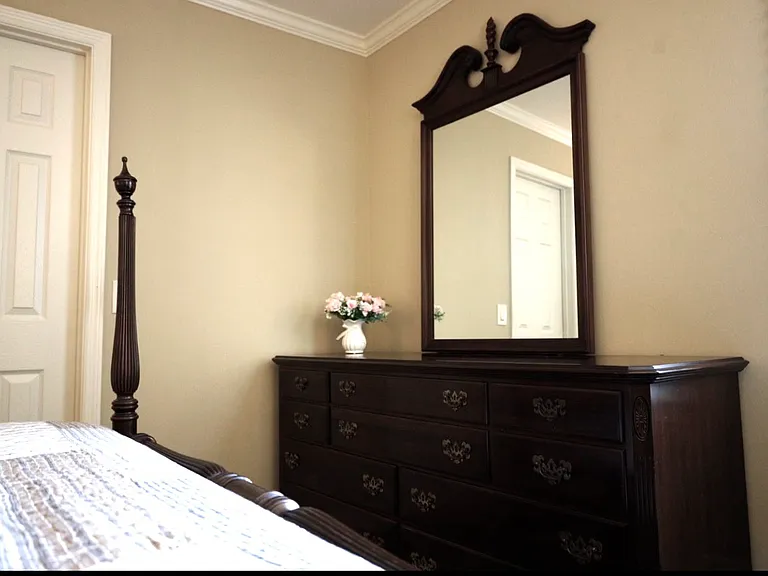2905 Burch Ave #1 — Photo 46