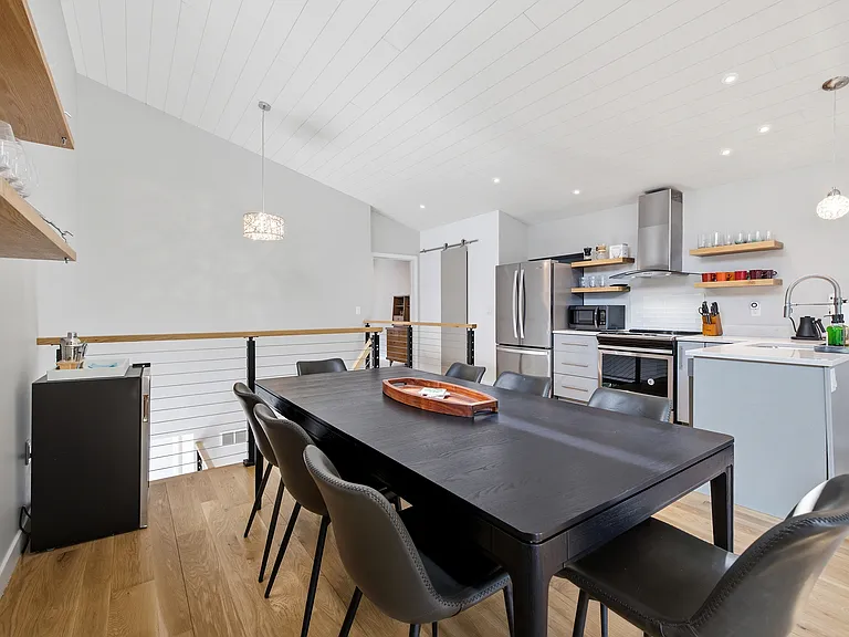 10024 Town Line Rd — Photo 13