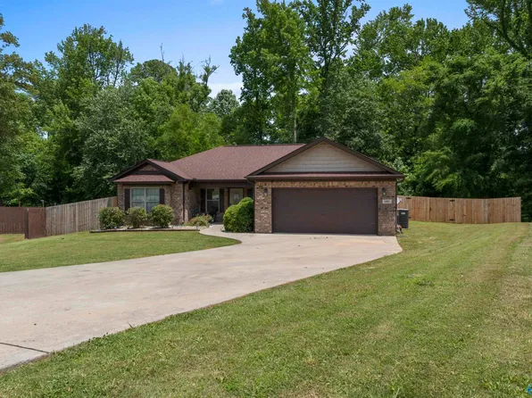 107 Tall Pine Ct, Toney, AL 35773