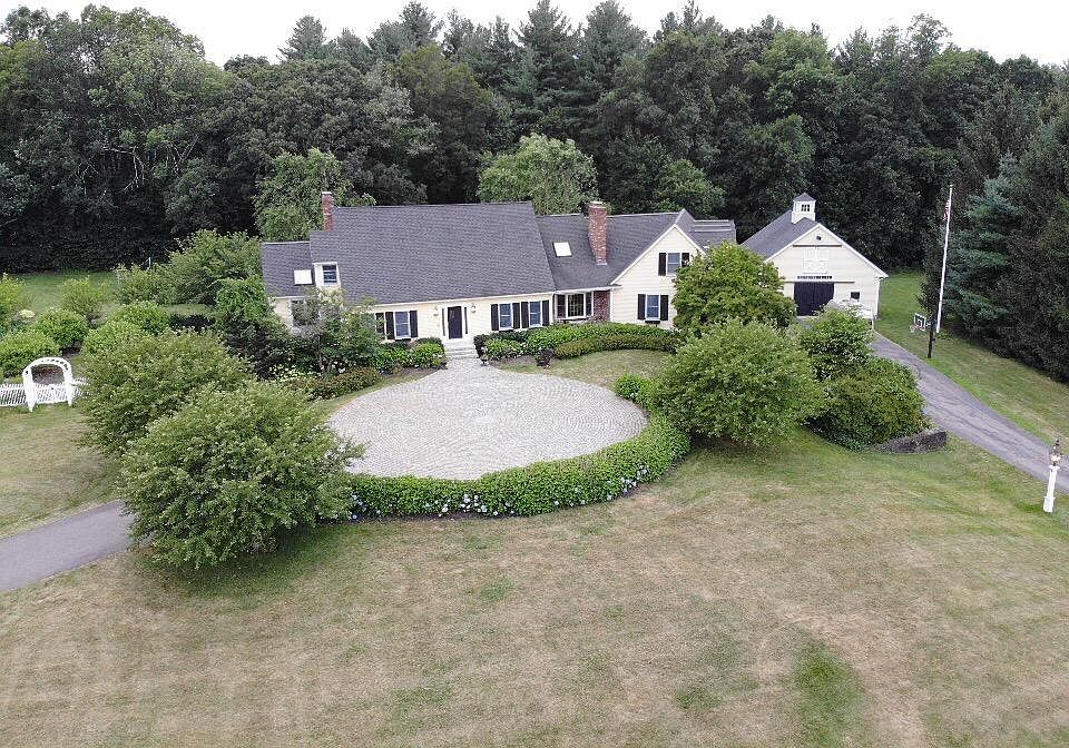 6 Lantern Ln, Wrentham, MA 02093 Zillow