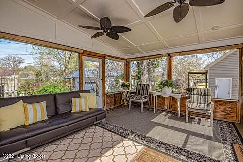 1st image of 2918 Klondike Ln
