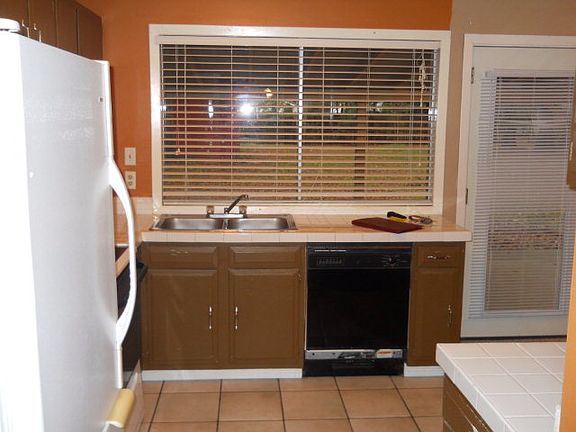 4th image of 306 N Pine St