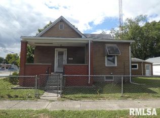 1201 Bengel St, Springfield, IL 62702