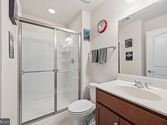 4th image of 4516 Birchwood Dr