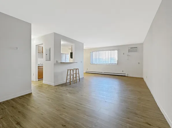 205 Wentworth, 205 Wentworth Ave W APT 305, Saint Paul, MN 55118