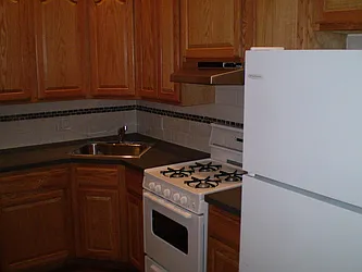 Rented by Maximus Realty Group