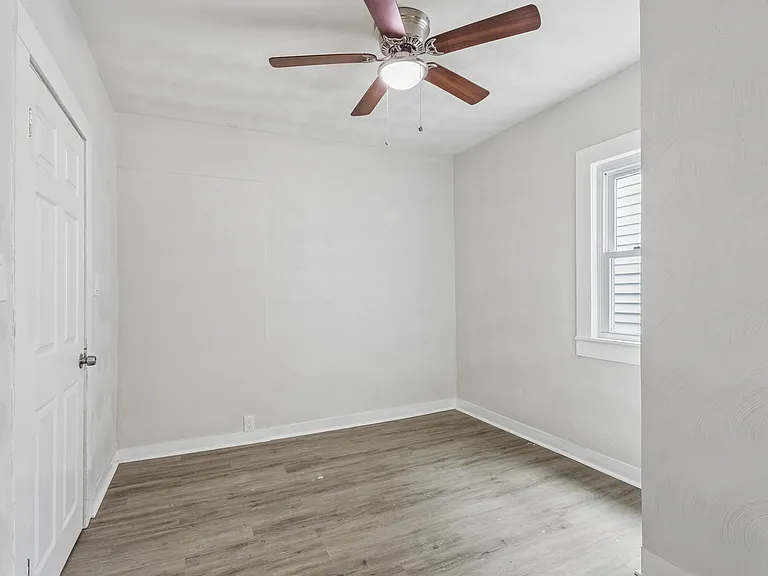177 D View Ave — Photo 19