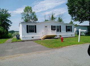 34 Elm Ln, Stillwater, NY 12170