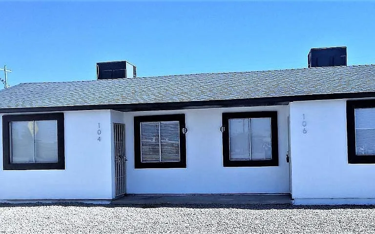 104 N Casa Grande Ave — Photo 1