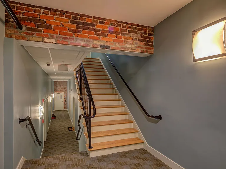 Montgomery Square Apartments — Photo 14