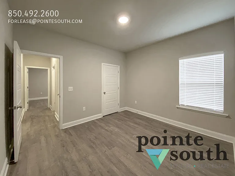 31436 Memphis Loop — Photo 15