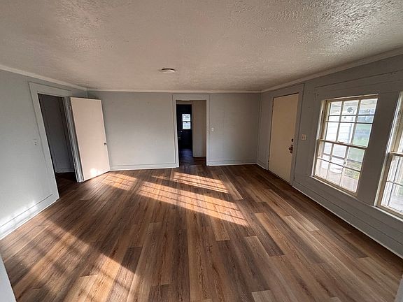 2nd image of 702 Beetree Ave