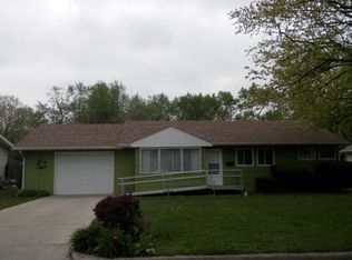 216 Dawn Ave, Danville, IL 61832