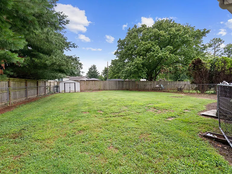 403 Alicia Dr #A — Photo 26