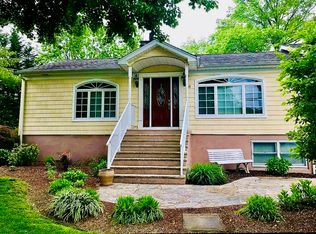 18 Adele Rd, West Nyack, NY 10994