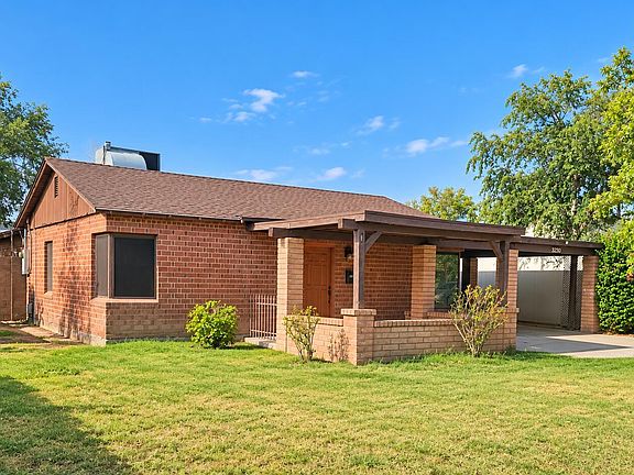 3rd image of 3230 E MCKINLEY Street