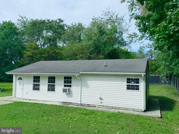 223 President Dr, Dover, DE 19901