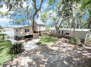 1073 Bittern Way NE, Townsend, GA 31331