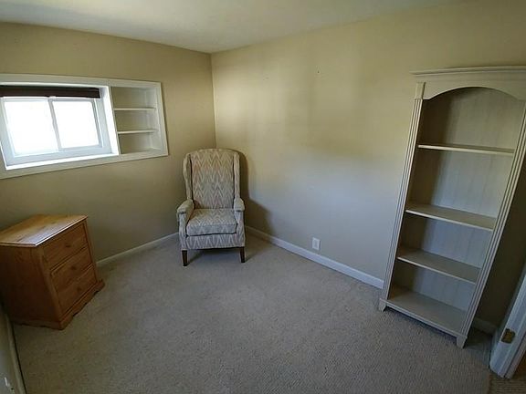 3rd image of 73 Fair Oaks Ave