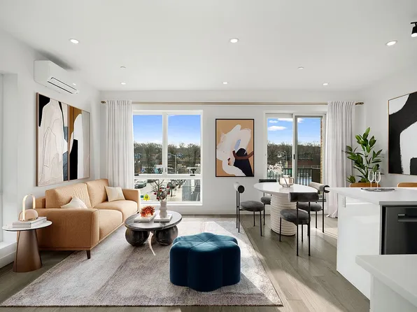 900 Knickerbocker Ave #3A, Brooklyn, NY 11207