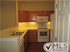 4th image of 12427 1st Ave S