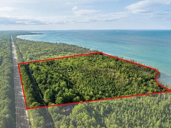 8000 W Us Highway 23, Cheboygan, MI 49721