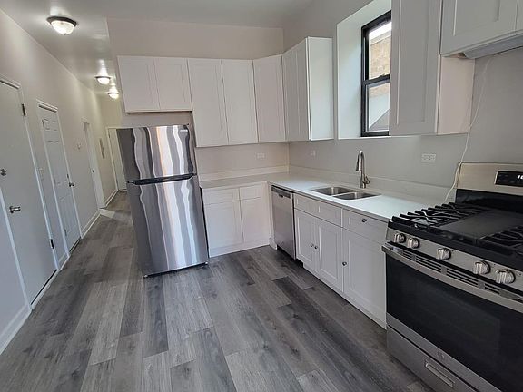 5th image of 1004 S Oakley Blvd #2F