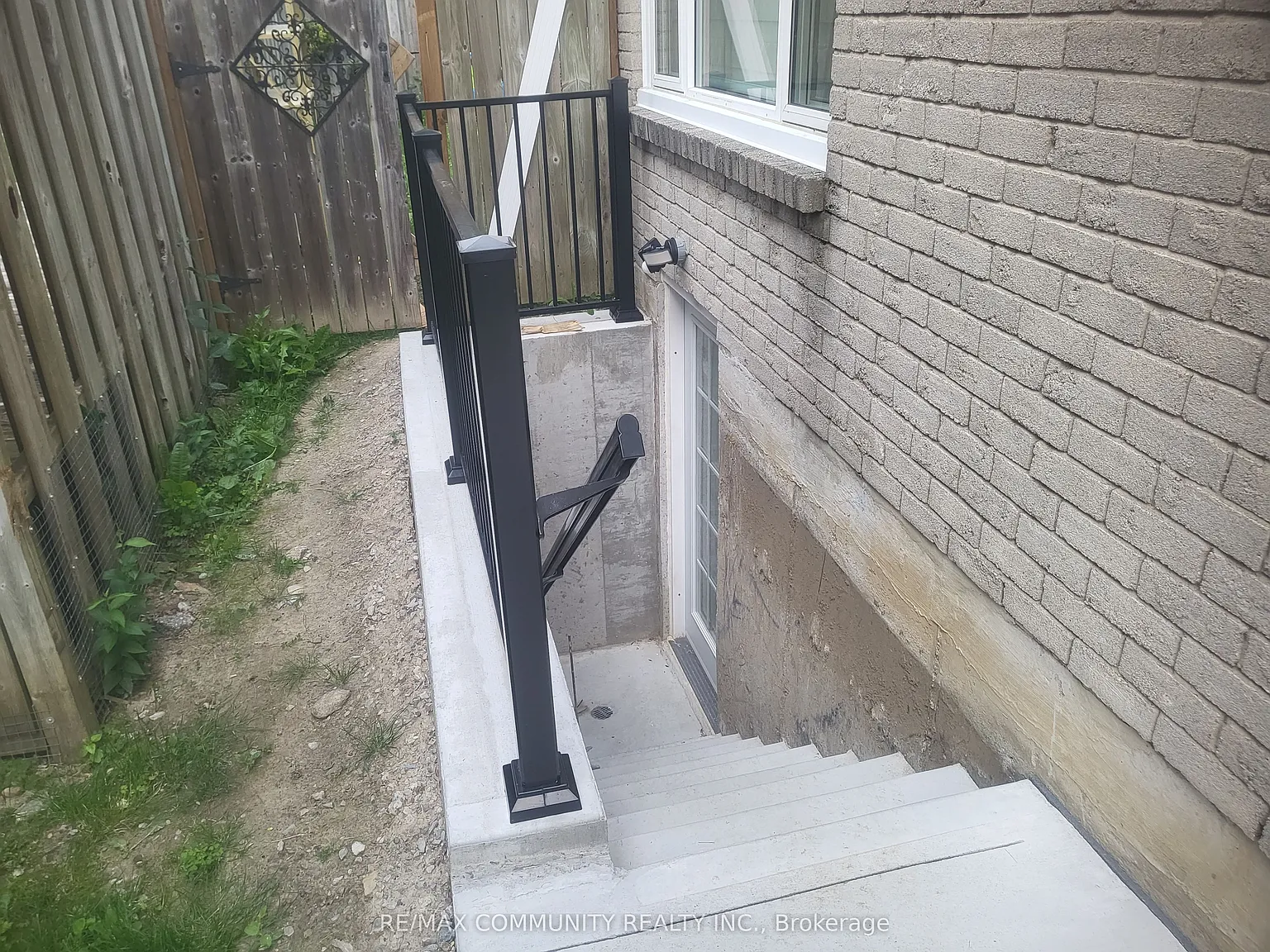 3 bed, $2,500 — Photo 3