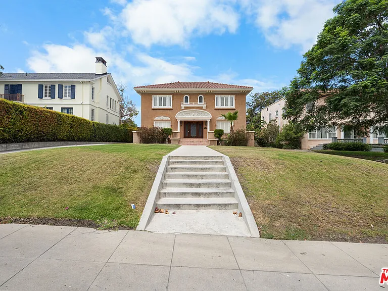 1231 S Saint Andrews Pl — Photo 39