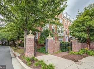 103 Cameron Station Blvd, Alexandria, VA 22304