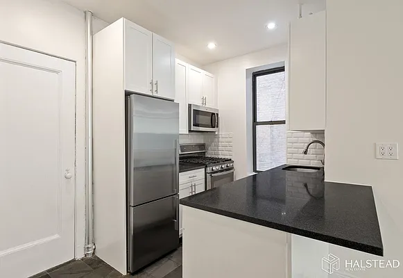 Rented by Halstead Real Estate | media 7