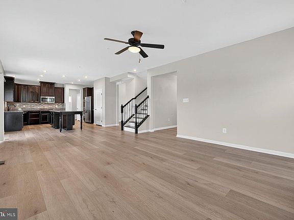 5th image of 9974 Moddy Ln