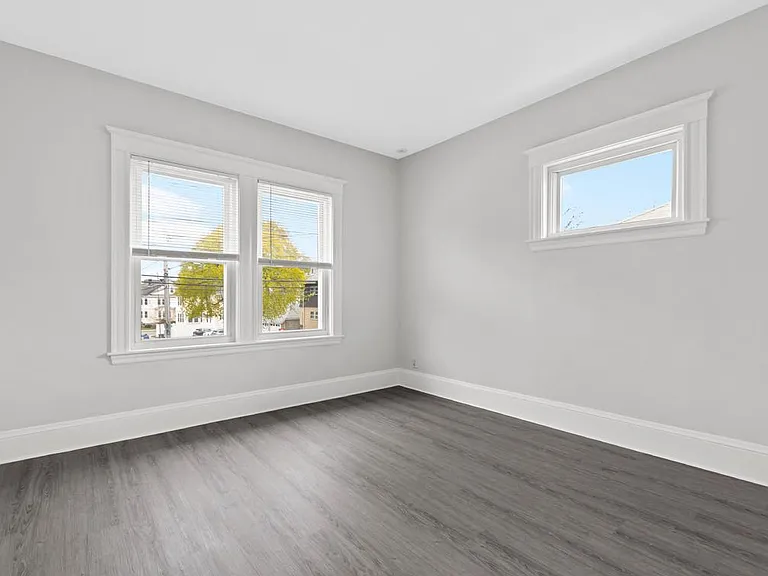 75 Lake St #2 — Photo 11