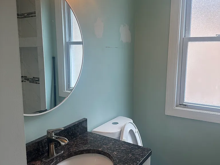 1803 S 59th Ave — Photo 3