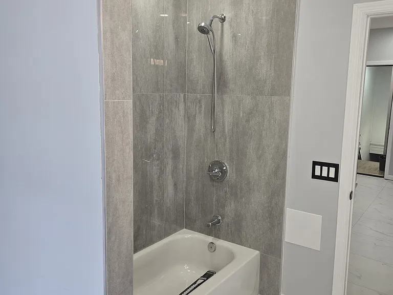 236 Fulton Ave #2 — Photo 17