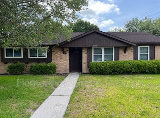 11030 Sageleaf Ln, Houston, TX 77089