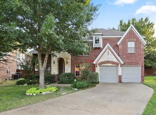 627 Chipper Ct, Grand Prairie, TX 75052