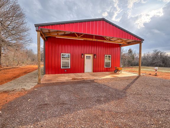 2nd image of 5021 Red Hill Rd