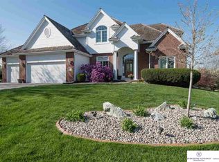 2122 S 183rd Cir, Omaha, NE 68130