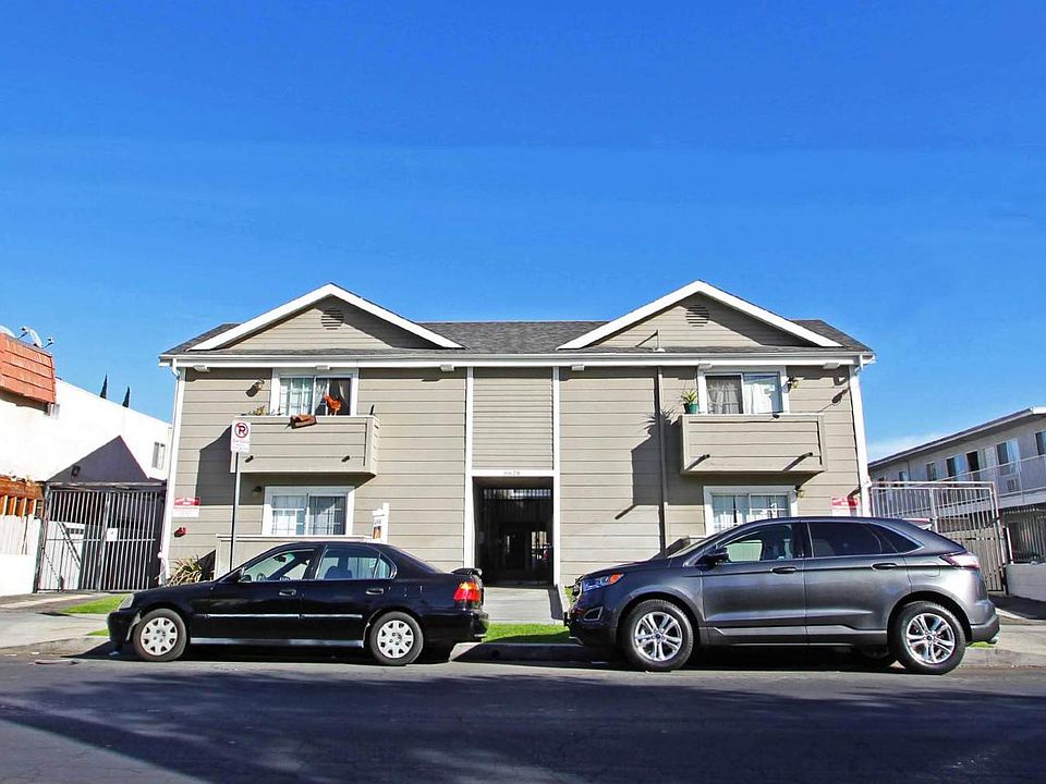 1st image of 6628 Sylmar Ave APT 4