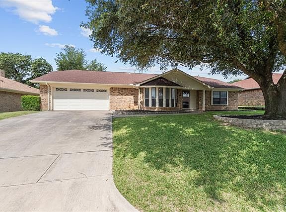2nd image of 7009 Oakfield Corner Ct